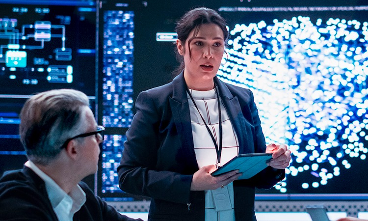 Excesso de inteligência artificial leva empresas a repensarem o processo seletivo online